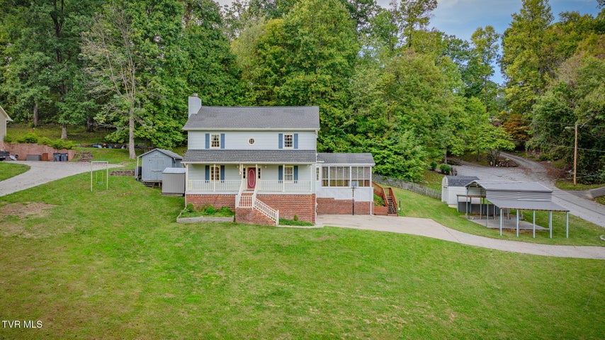 1st photo of 203 Sasanoa Court