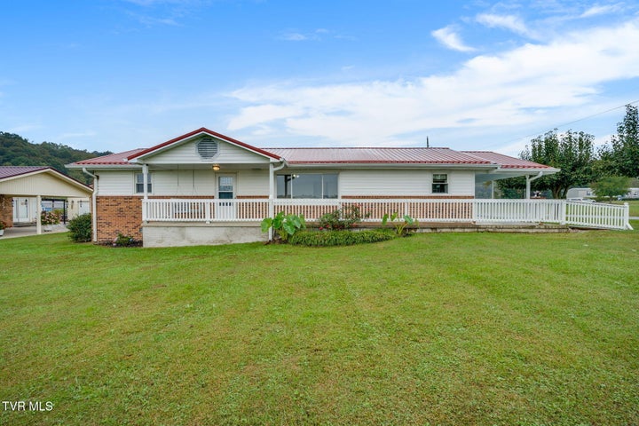 1st photo of 502 River Road