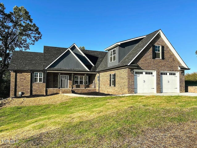 1st photo of 531 Meadowcrest Lane