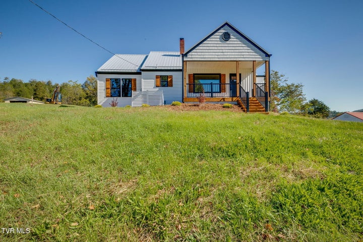 1st photo of 108 Rosemont Street