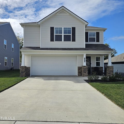 1st photo of 1070 Clearwater Lane