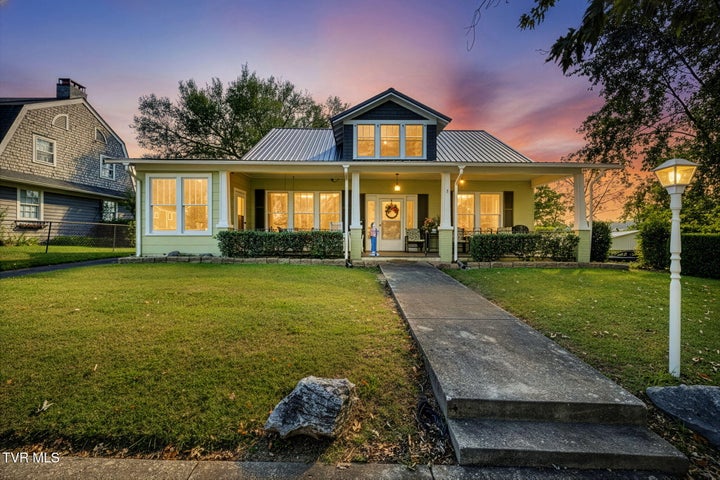 1st photo of 813 Watauga Street