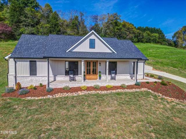 1st photo of 77 Sunset Road