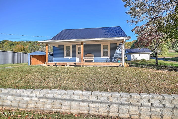 1st photo of 190 Hilton Hill Road