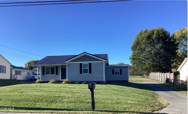 1st photo of 616 Old Airport Road