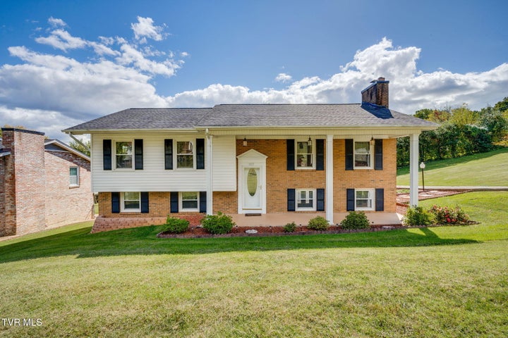 1st photo of 2029 Louita Avenue