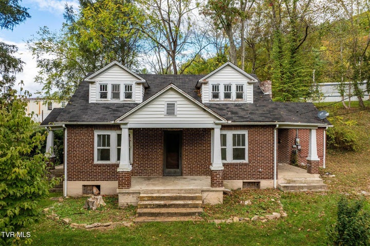 1st photo of 2305 Lumpkin Branch Road