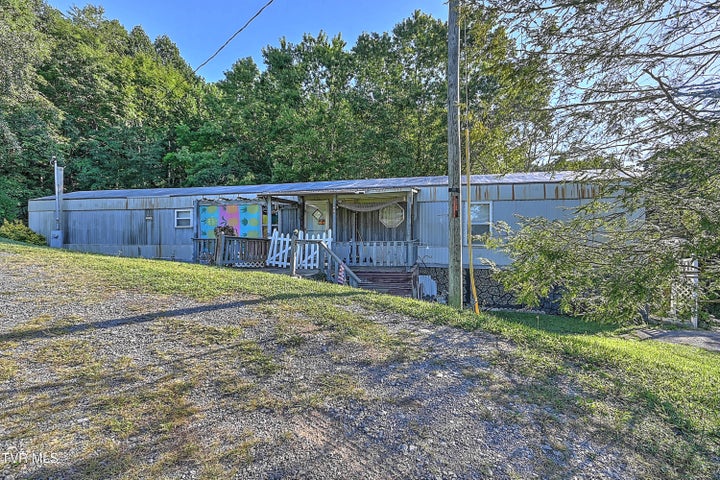 1st photo of 406 War Valley Road