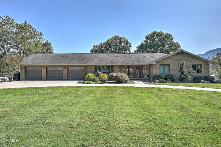 1st photo of 535 Church Lane
