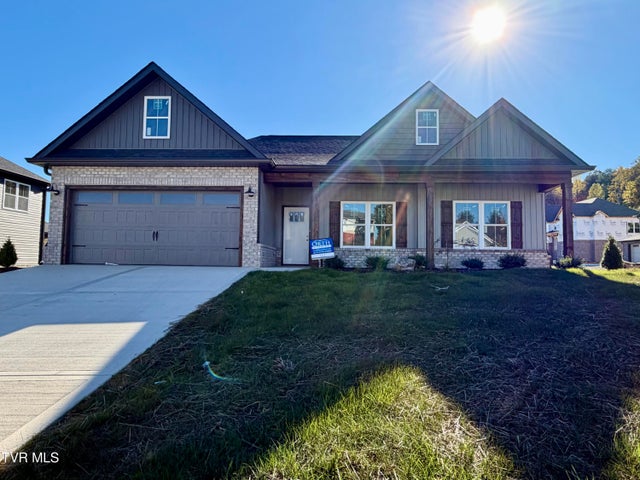 1st photo of 547 Catalina Court