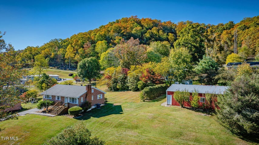 1st photo of 209 Santa Fe Drive