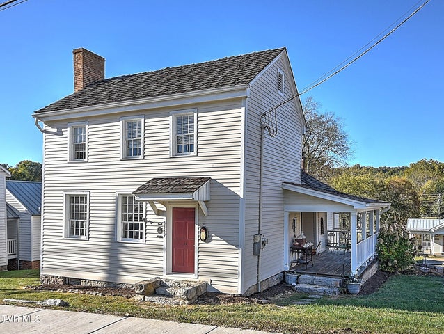 1st photo of 3389 Highway 126 