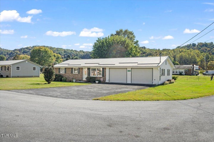 1st photo of 131 Eldridge Drive