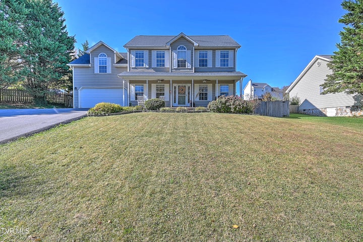 1st photo of 311 Leslie Court