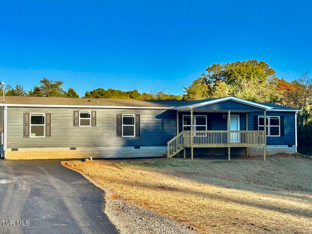 1st photo of 343 Bungalow Drive