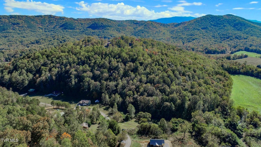 1st photo of 2409 Perilla Dr 