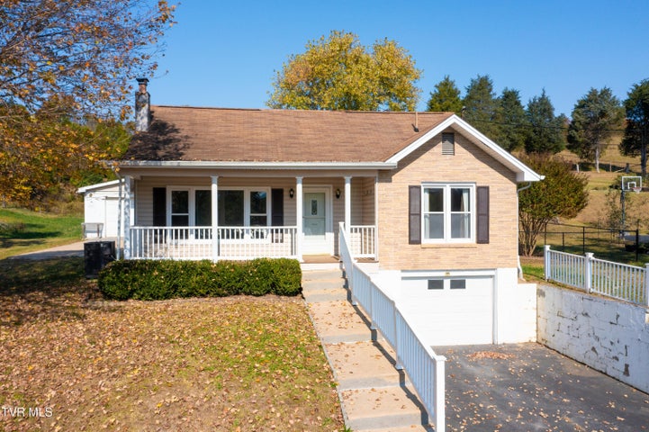 1st photo of 143 Lazy Acres 