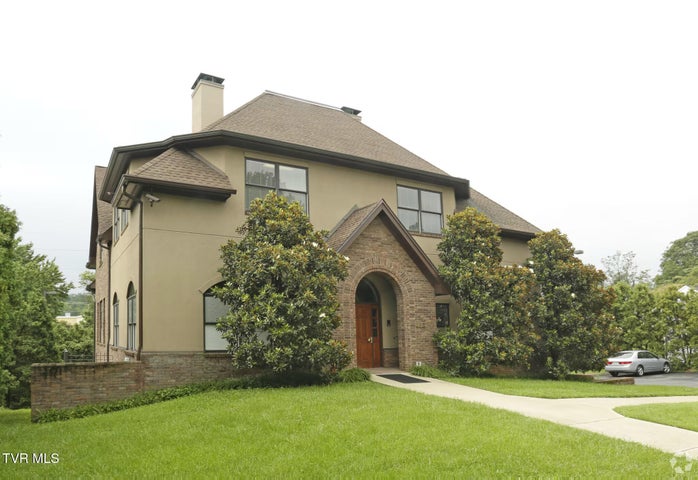 1st photo of 4624 Chambliss Avenue