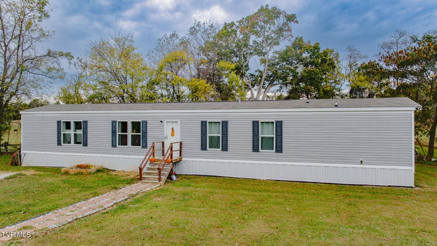 1st photo of 313 Rambling Road