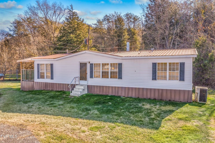 1st photo of 9945 Highway 11w 