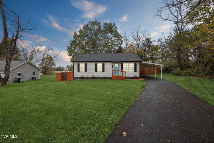 1st photo of 1817 Ridgemont Drive Drive