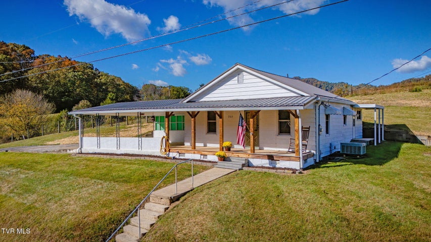 1st photo of 263 Moulton Road