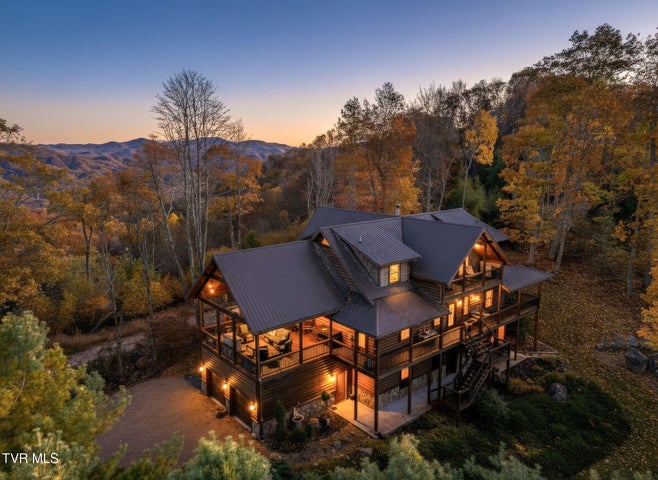 1st photo of 7464 Callalantee Drive