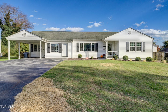 1st photo of 1617 Tremont Avenue