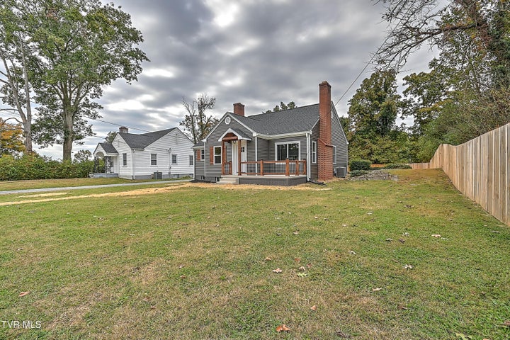 1st photo of 3236 Ashley Street