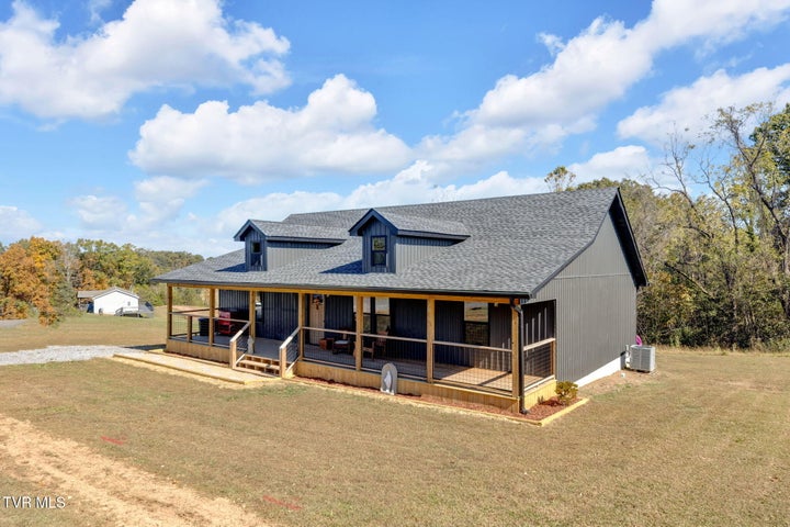 1st photo of 4011 Neighborly Way