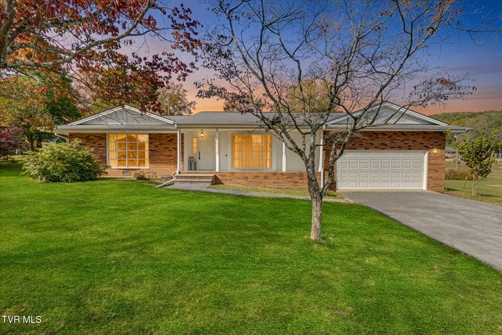 1st photo of 2109 Main Street