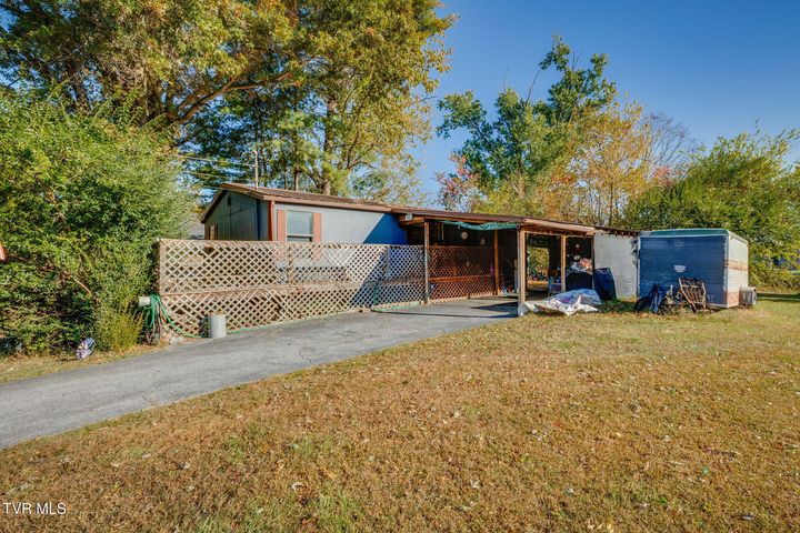 1st photo of 123 Starlight Drive