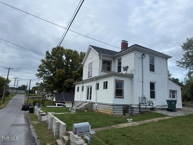 1st photo of 539 Madison Street