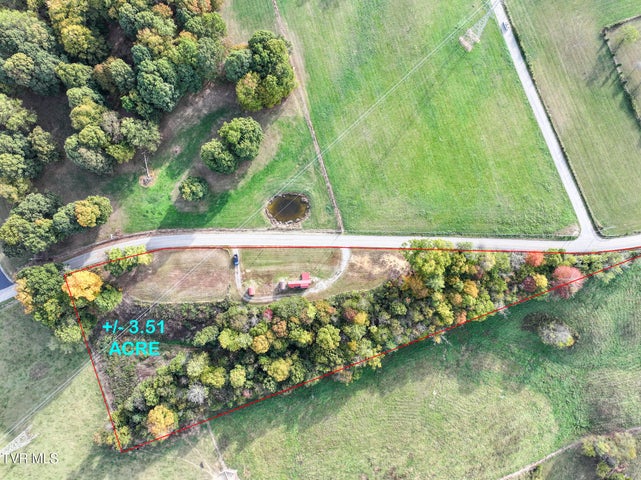 1st photo of 202 Tweed Road