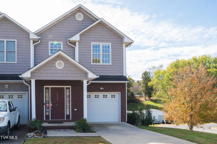 1st photo of 200 Deck Lane