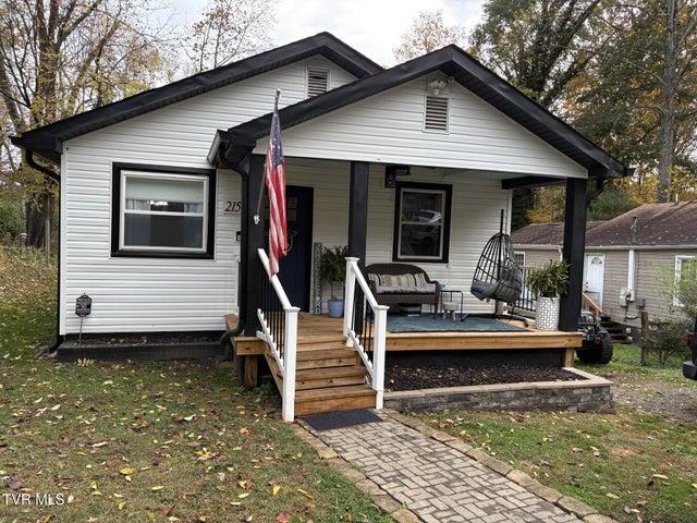 1st photo of 215 Stafford Street