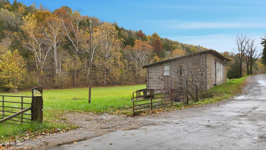 1st photo of 5367 Clinch Mountain Road