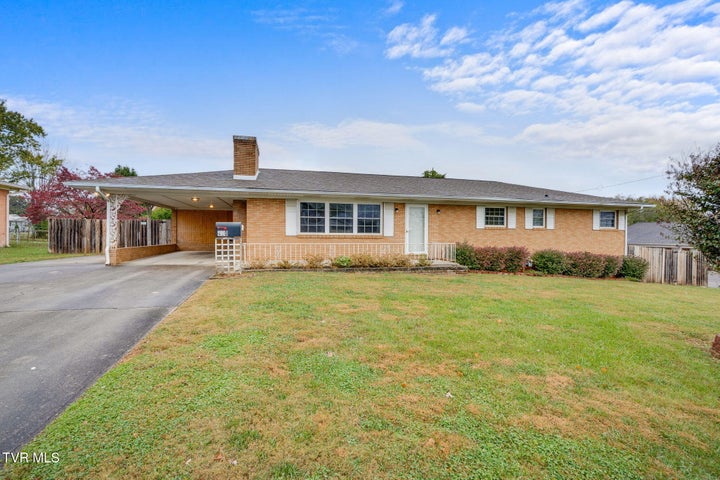 1st photo of 400 Drinnon Drive