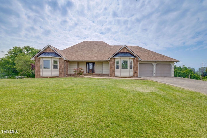 1st photo of 229 Ridgecrest Road