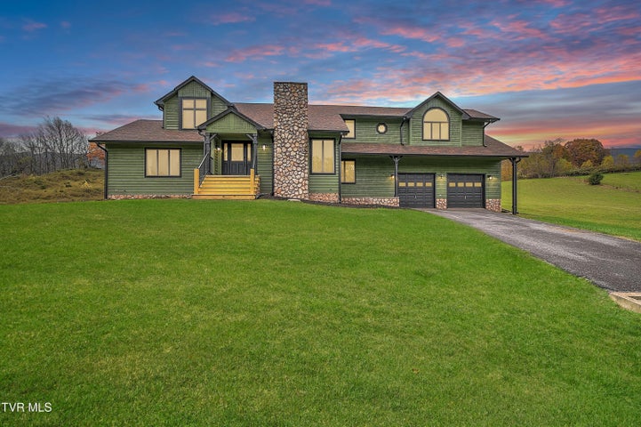 1st photo of 5639 Mountain Road