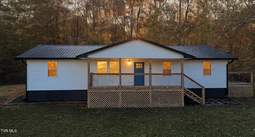 1st photo of 458 Possum Hollow Road