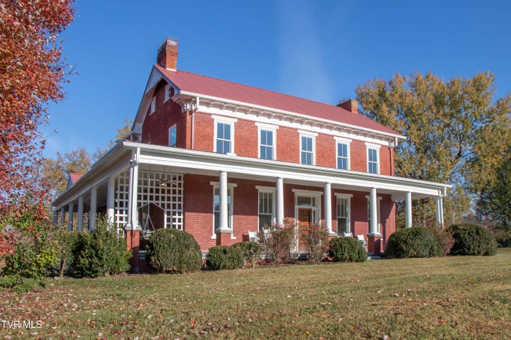 1st photo of 240 Maplehurst Lane