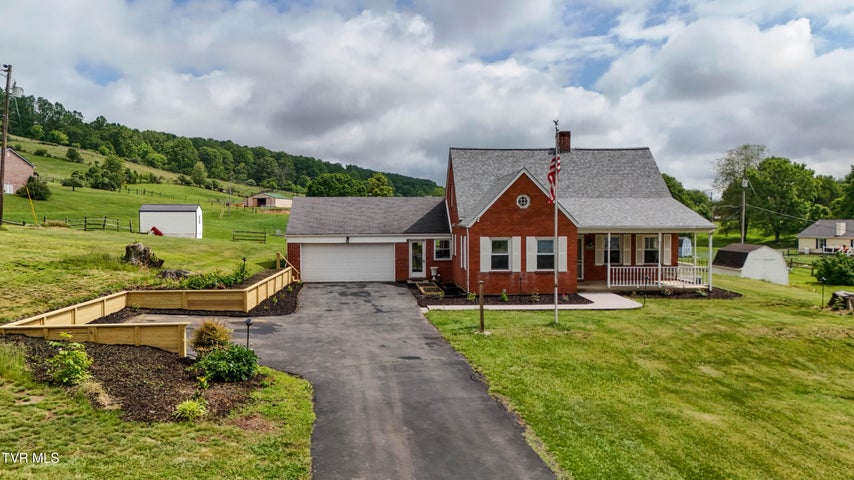 1st photo of 15497 Porterfield Highway