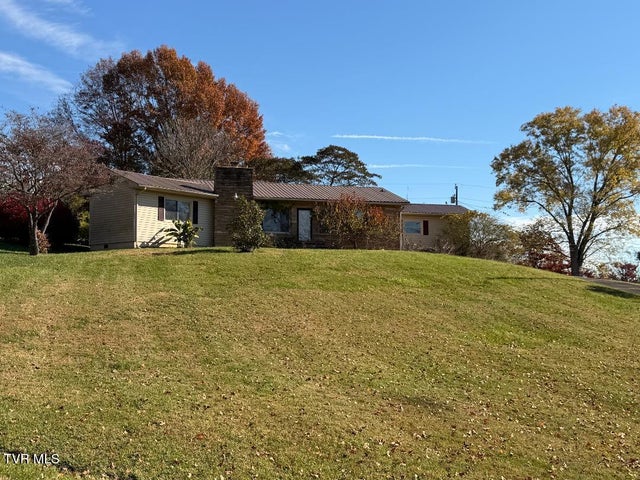 1st photo of 155 Flannagan Drive Drive