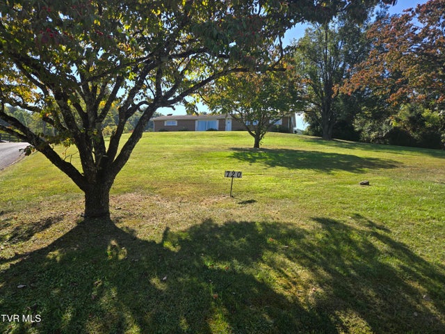 1st photo of 720 Mohawk Drive