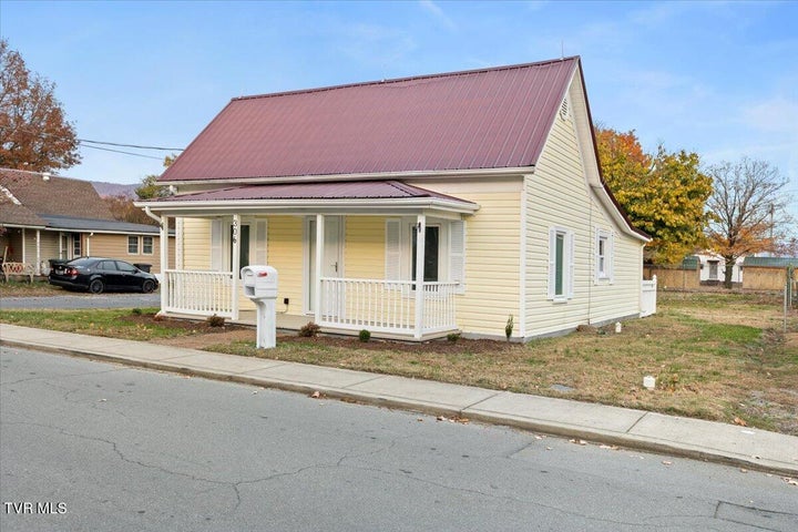 1st photo of 306 Academy Street