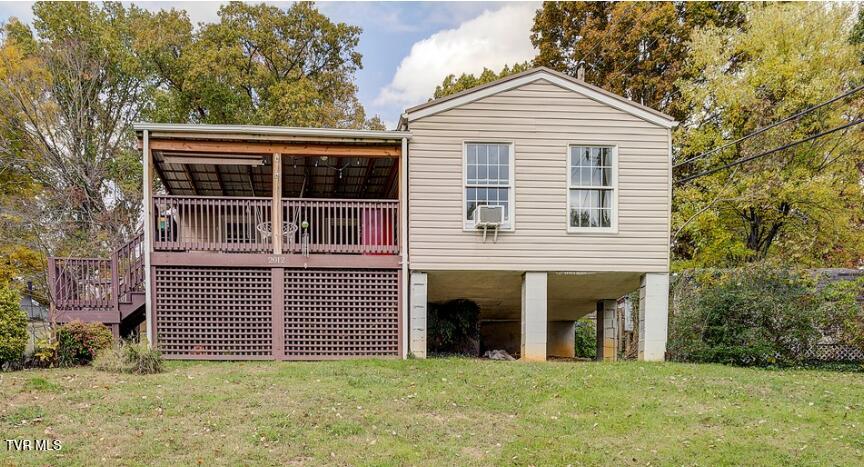 1st photo of 2012 Woodbine Street