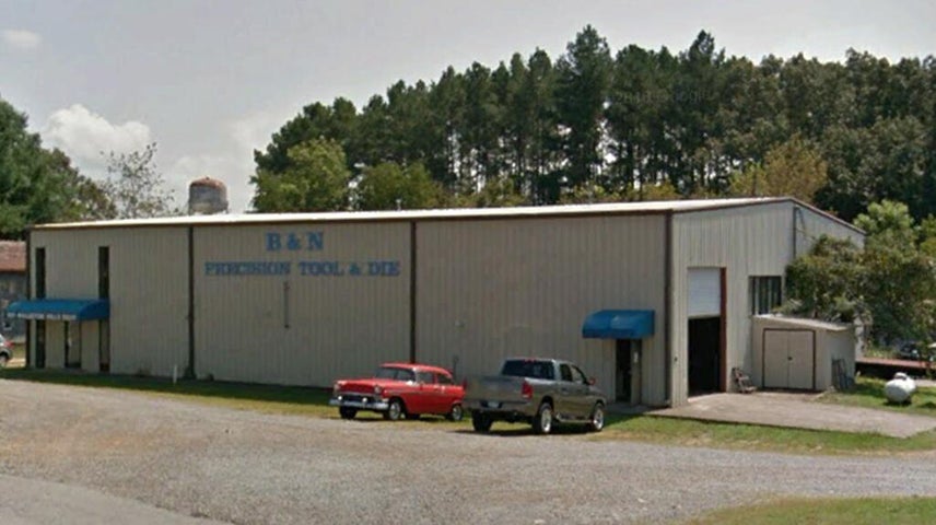 1st photo of 957 Holliston Mills Road