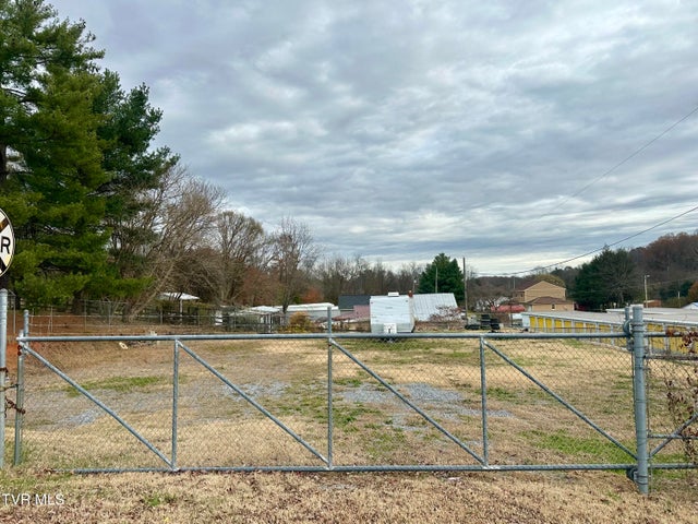 1st photo of 108 Inca Drive