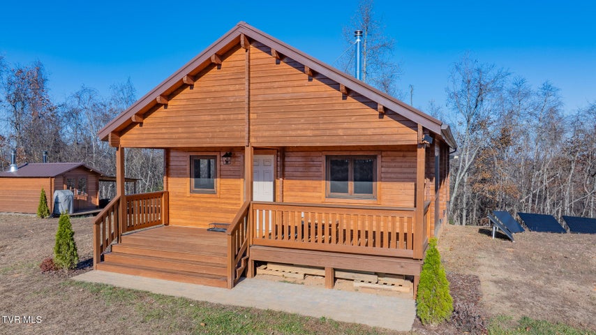 1st photo of 642 Copper Ridge Road